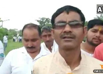 बीजेपी विधायक के बिगड़े बोल – नेहरू परिवार को बताया अय्याश