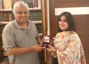 मां का बकाया बेटी ने चुकाया