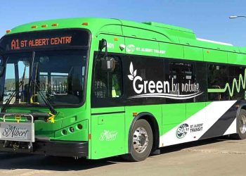 करोड़ों की बस में बैठेंगे आम लोग