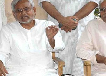 रमानंद तिवारी के लायक बेटे ने लालू के ‘नालयक’ बेटे का जूता उठाने से किया इनकार