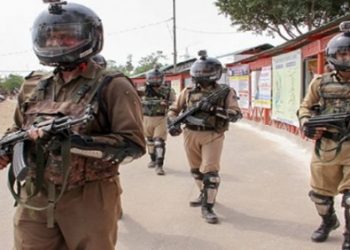 अयोध्या छावनी में तब्दील, टीवी डिबेट पर रोक