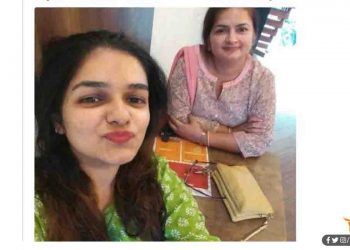 एक संस्कारी बेटी ट्वीटर पर ढुंढ रही अपने लिये पिता : लोगों ने मोदी, ट्रम्प और राहुल की दी सलाह