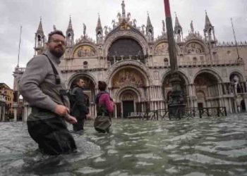 तो क्या डूब जाएगा झीलों का शहर : तस्वीरें भयावह है