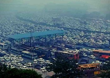 CAA के कारण दिल्ली गुड़गाँव में लगा ऐसा जाम कि 19 फ्लाईट हो गई कैंसल, एयर इंडिया ने तो बकायदा तौफा दे दिया