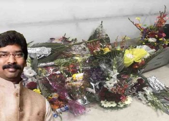 हेमंत सोरेन की अपील : बुके नहीं बुक भेजिये