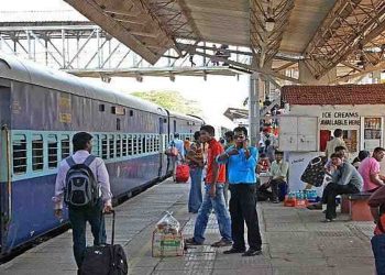 नए साल में बढ़ सकता है रेलवे का किराया : बोर्ड के चेयरमैन ने दिये संकेत