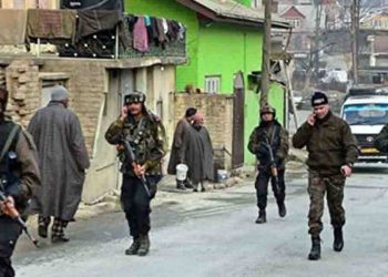 जम्मू-कश्मीर में 4 महीने की हिरासत के बाद 5 नेताओं को प्रशासन ने रिहा किया : धारा 370 के बाद से बंद थे