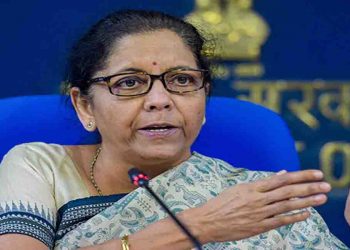 अगले एक महीने में मैन्यूफैक्चरिंग सेक्टर में 100 लाख करोड़ का निवेश करेगा केंद्र : निर्मला सीतारमण