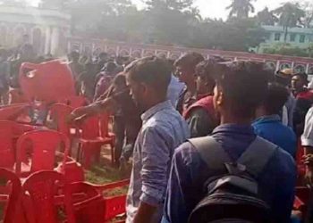 PU में प्रेसिडेंशियल डिबेट के दौरान बवाल, आपस में भिड़े छात्र