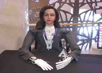 मिलिये गगनयान की लेडी रोबोट ‘व्योममित्र’ से