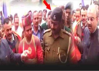मंत्री जी को नहीं पहचानता था दारोगा, रोका रास्ता, मिली सस्पेंड होने की धमकी
