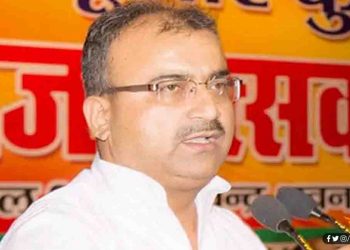 गाना गाएं या कव्वाली, 2020 में नहीं होगी उनके बेटे की बहाली – मंगल पांडे का लालू यादव पर प्रहार