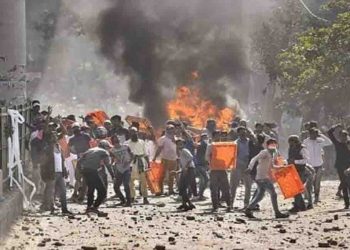 मौजपुर में हिंसा-आगजनी के बीच दिल्ली पुलिस के हेड कॉन्स्टेबल की मौत