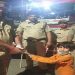 बच्ची नें कोरोना मरीज के लिये गुल्ल क तोड़कर दिये 4500 रूपये : कहा गरीबों को खाना खिला देना