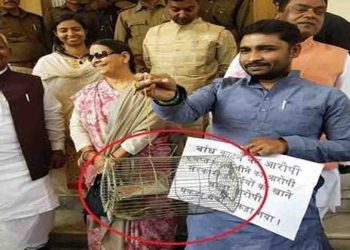 RJD ने पकड़ लिया घोटालों में दोषी चुहे को : सदन में लाकर सजा दिलाने की मांग