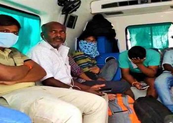 मरीजों को नहीं पैसेंजरों को ढ़ो रहे हैं एम्बूलेंस, पांच किमी का भाड़ा 1600