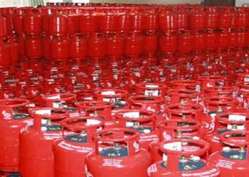 खुशखबरी : सस्ता हुआ गैस सिलेंडर, जानिये क्या है नया रेट