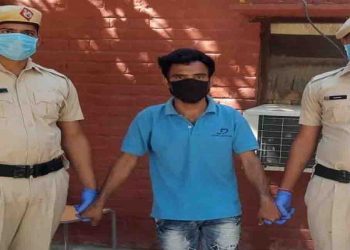 तलाक के बाद भी पहले पति से इश्क लड़ा रही थी पत्नी, शौहर ने उतार दिया मौत के घाट