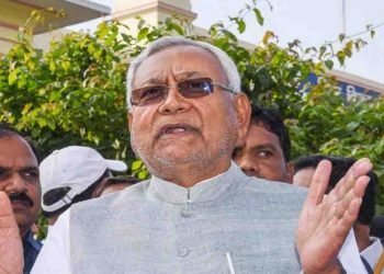 लॉकडाउन: गरीब के बेटे को कोटा से लाना गलत, बीजेपी विधायक की बेटी कोटा से आ गई