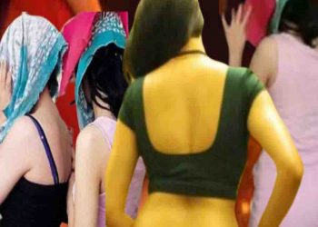 लॉकडाउन में सैलून के अंदर चल रहा था गंदा काम : कोलकता के कॉलगर्ल संग ग्राहक गिरफ्तार