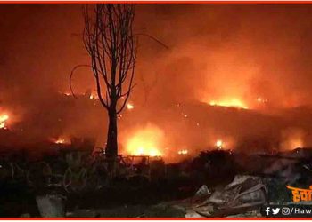 दिल्ली के लाखों लोग बेघर हो गए हैं : भीषण आग लगी है