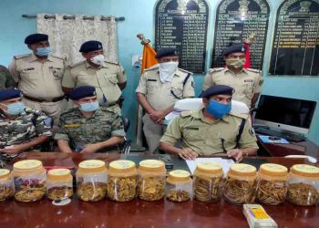 सोना लूट कांड का सरगना धराया : खराब चापाकल में छुपाकर रखा था 8 किलो सोना