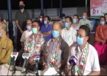 खतरे में मणिपुर की BJP सरकार, 3 विधायक कांग्रेस में शामिल, डिप्टी CM समेत 4 मंत्रियों का इस्तीफा