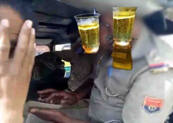 Darubaj daroga, Daroga saharab pita hai, Daru pine wala daroga, Nashedi daroga, Nashedi Police Man, Daru Wala policewala, Policewala nashebaaz, Bihar me sharabbandi, LIquor ban in bihar, Bihar police news, Bihar daroga news, Bihar news, Bihar hindi news,
