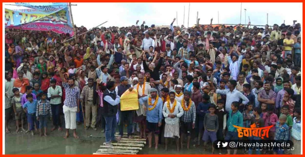 Chachri pul, Dengrahi Ghat, Kathdumar pul, Bihar me kosi par chachri pul, Chachri pul se awagaman ko mazboor, Bihar news, Hindi news, Saharsa News, Farkiya news, Kathdumar news, Dengrahi pul news, jal satyagrah, Bihar me jal satyagrah,