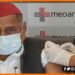 Mulayam Singh Yadav ne Liya corona ka tika, Mulayam Singh ne liya corona vaccine, Akhilesh ne kiya corona ke tike ka virodh, Mulayam singh ne mendanta me lagwaya tika, First dose taken by mulayam singh yadav,