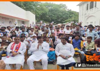 Mukesh Sahni, Son Of Mallah, Mukesh Sahni ne bant diye 10 lac ke smartphone, Bihar govt. Bihar new Bihar lettest news, Bihar news, Update, Khabar,