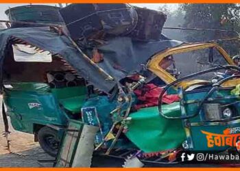 NH 31 Par Bada Hadsa, Bihar news, Maheshkhung Bhagalpur road par hadsa, Auto aur Truck ki takkar, Truck ki takkar, Bihar news, Bihar update, Bihar khabar, Bihar hindi news, Bihar lettest news, Bihar samachar,